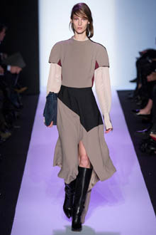 BCBG-Max-Azria4-_0086.450x675.JPG