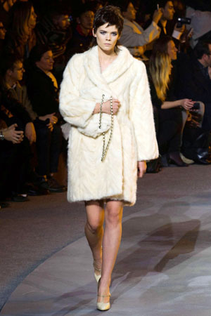 FUR26.jpg.r.nocrop.w1800.h1800-marc-jacobs-fur.jpg