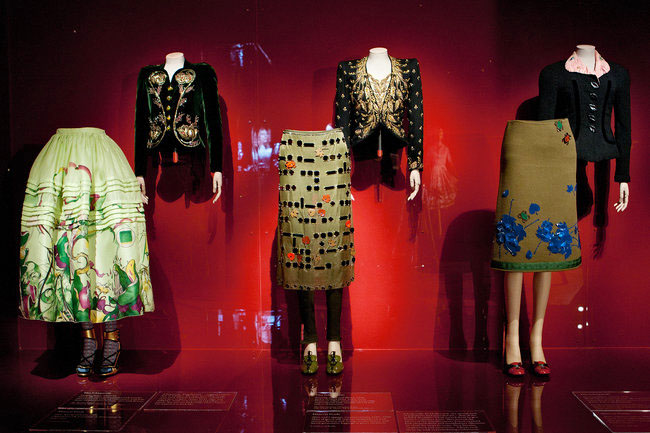 11SCHIAPARELLI3-popup.jpg