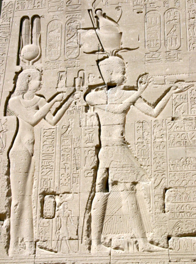 Denderah3_Cleopatra_Cesarion.jpg