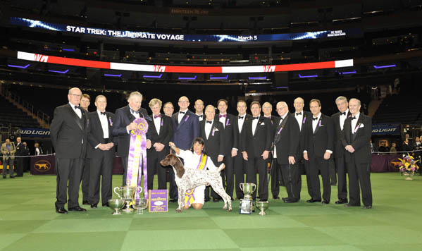 2016_bis_winner_group.jpg