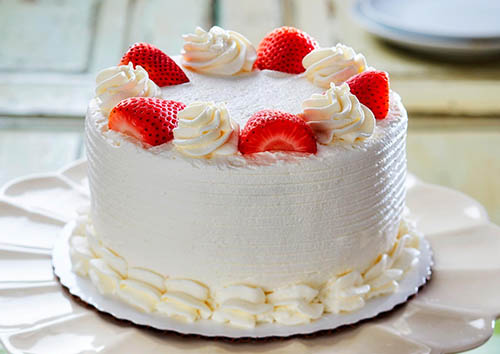 098-strawberry-cake-little-pie-company2.jpg