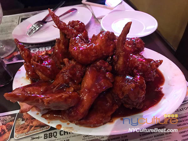 달라스 비비큐 HENNSSY WINGS 10PIECES.jpg