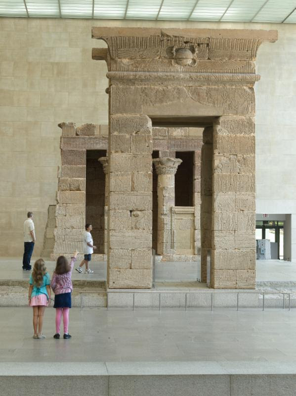 met-dendur.jpg