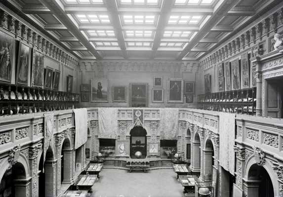 maincourt1910.jpg