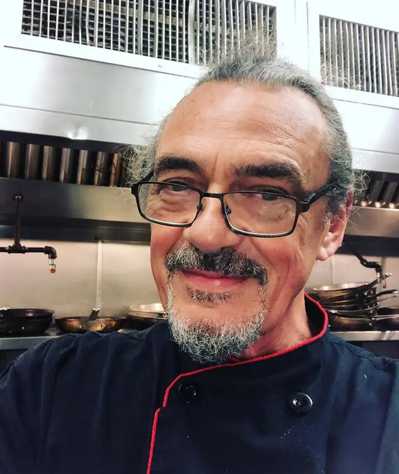 00NAT-CHEF-ROBBER-top-superJumbo.jpg