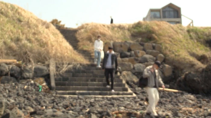 In-Water-Review-Movie-Film-One.jpeg