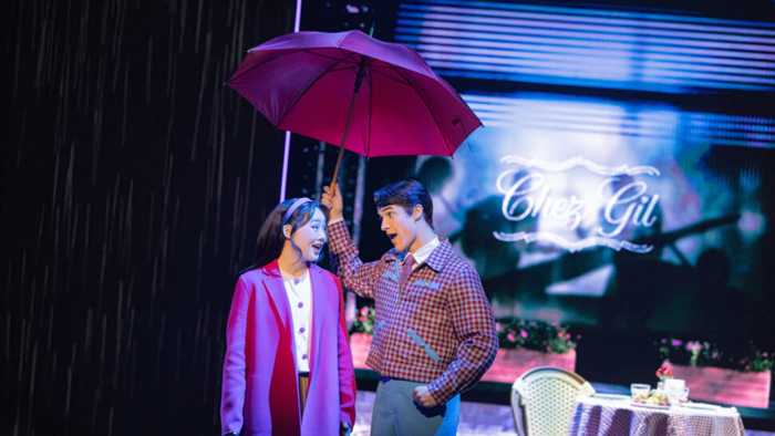 Helen-J-Shen-and-Darren-Criss-in-Maybe-Happy-Ending-on-Broadway-4.jpg