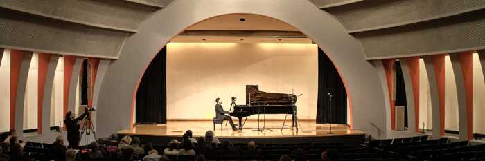 mannes-concert.jpg