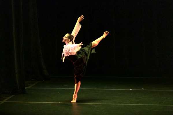 girl-dance.jpg